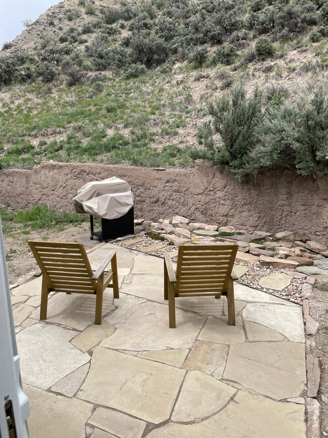 Building Photo - 230 Nottingham Rd