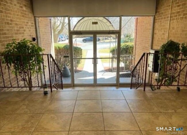 Building Photo - 155 Bull Hill Ln