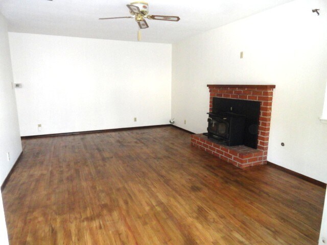 Building Photo - 2225 Carrigan St