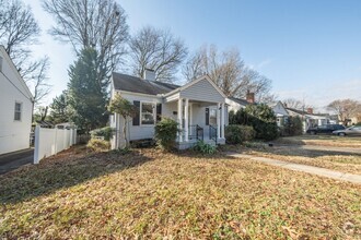 Building Photo - Charming 2-Bedroom, 1-Bath Home in Greensboro