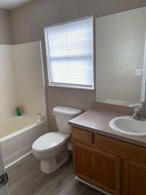 Building Photo - 1662 Cogan Dr