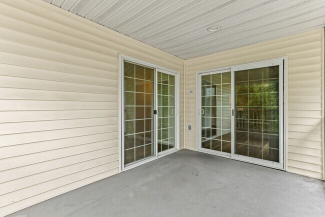 Building Photo - Luxury Loft Apartment- Downtown Canby