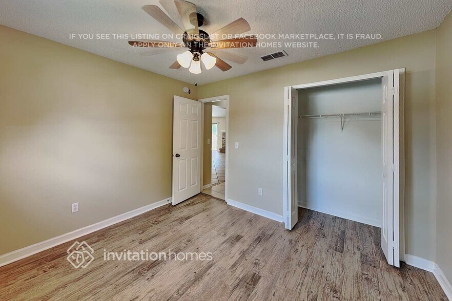 Building Photo - 8182 Rocky Creek Dr