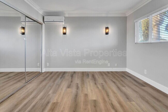 Building Photo - 4070 Morrell St