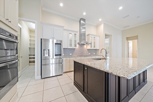 Building Photo - 1037 River Wind Cir