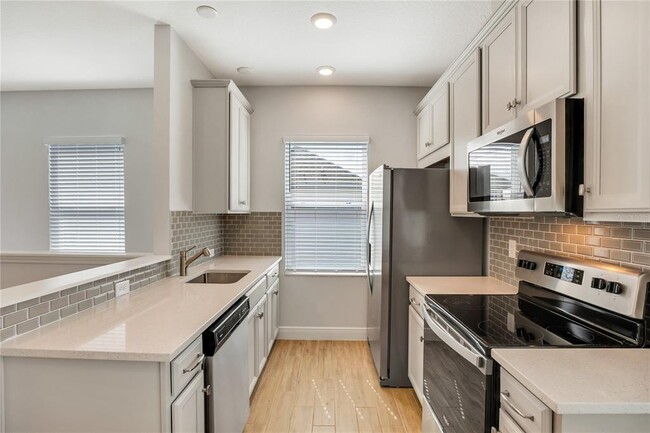 Building Photo - 6547 Rover Wy