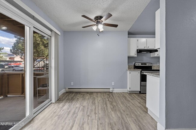 Building Photo - 3399 Crystal Ln