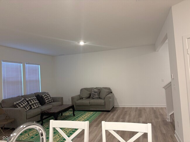 Building Photo - 5916 Sunstone Rd