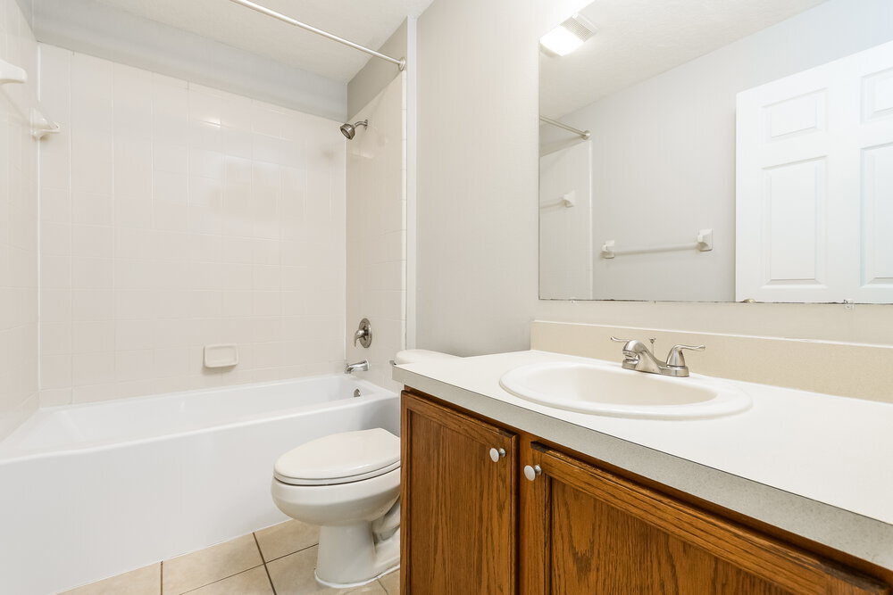 Building Photo - 617 Willow Run St