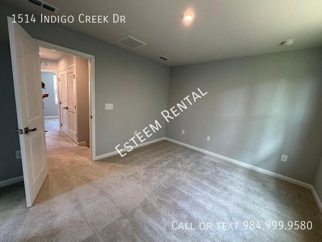 Building Photo - 1514 Indigo Creek Dr