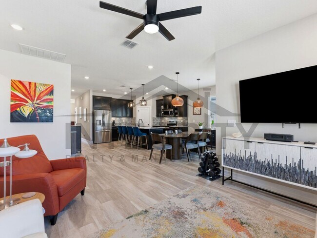 Building Photo - 34266 Radley Wy