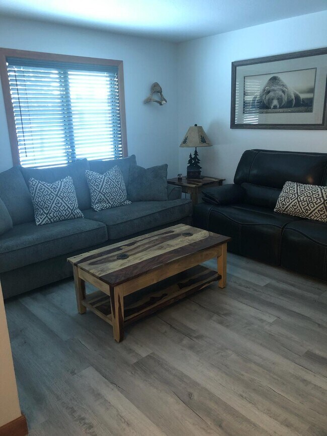 Building Photo - 123 Leibrock Cir