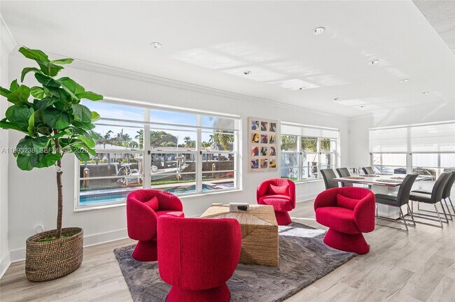 Building Photo - 2207 NE 16th Ave