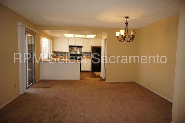 Building Photo - 5277 Eden View Dr