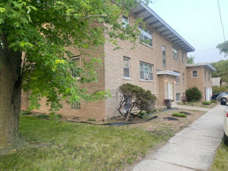 Building Photo - 1069 Burnham Ave