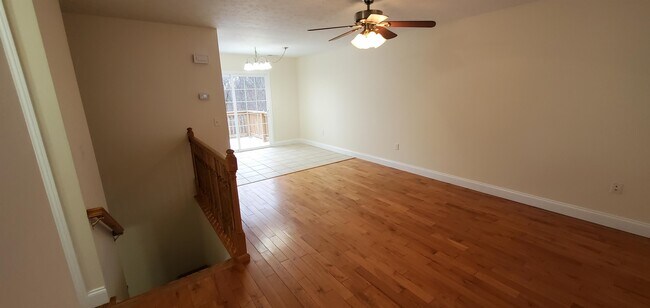 Building Photo - 172 Beth Ln