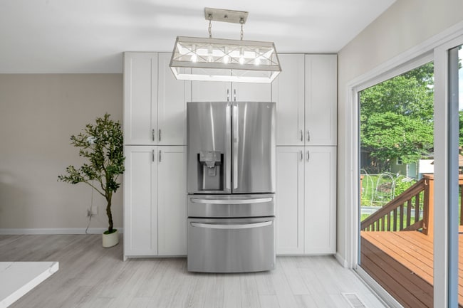 Building Photo - 383 Messina Dr