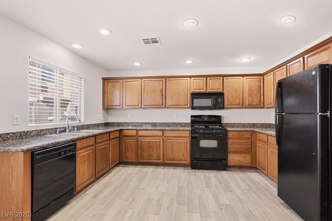 Building Photo - 2755 Fountain Ridge Ln