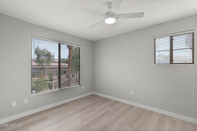 Building Photo - 11680 E Sahuaro Dr