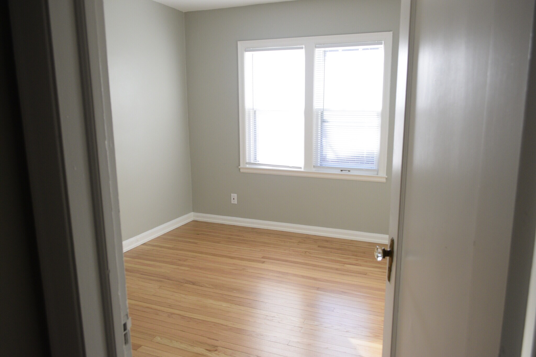 Building Photo - 1101 N Downey Ave