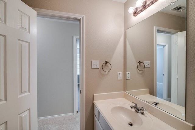 Building Photo - 25 Larkspur Dr