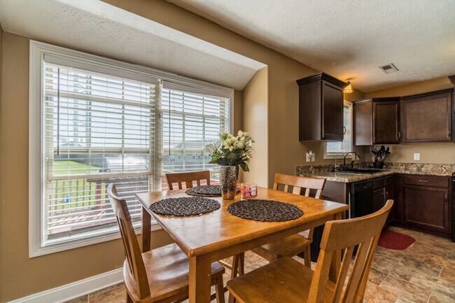 Building Photo - 3431 Barkers Mill Rd