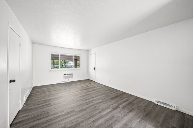 Building Photo - 4707 Fishcreek Rd