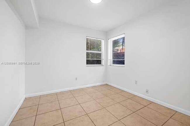 Building Photo - 573 NE 82nd St