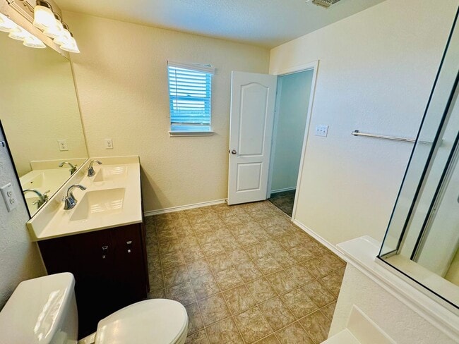 Building Photo - Your Dream Awaits! A Charming 4 bedroom 2....