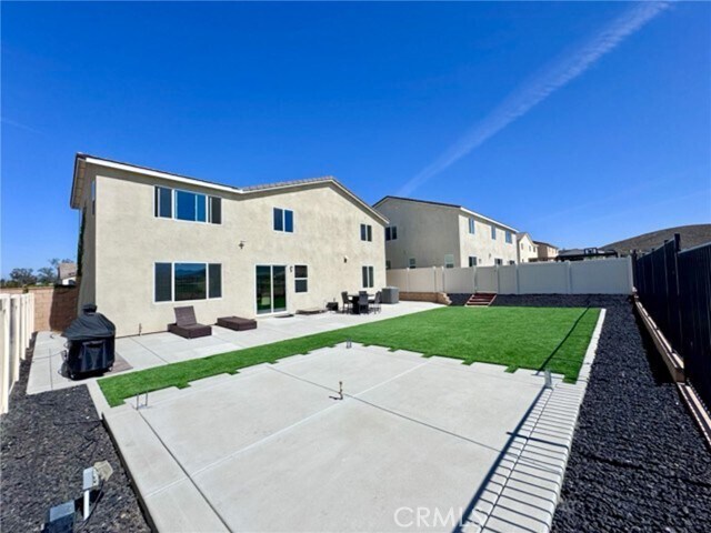 Building Photo - 36224 Owens Dr