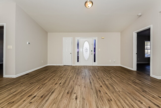 Building Photo - 7022 S Nottingham Rd