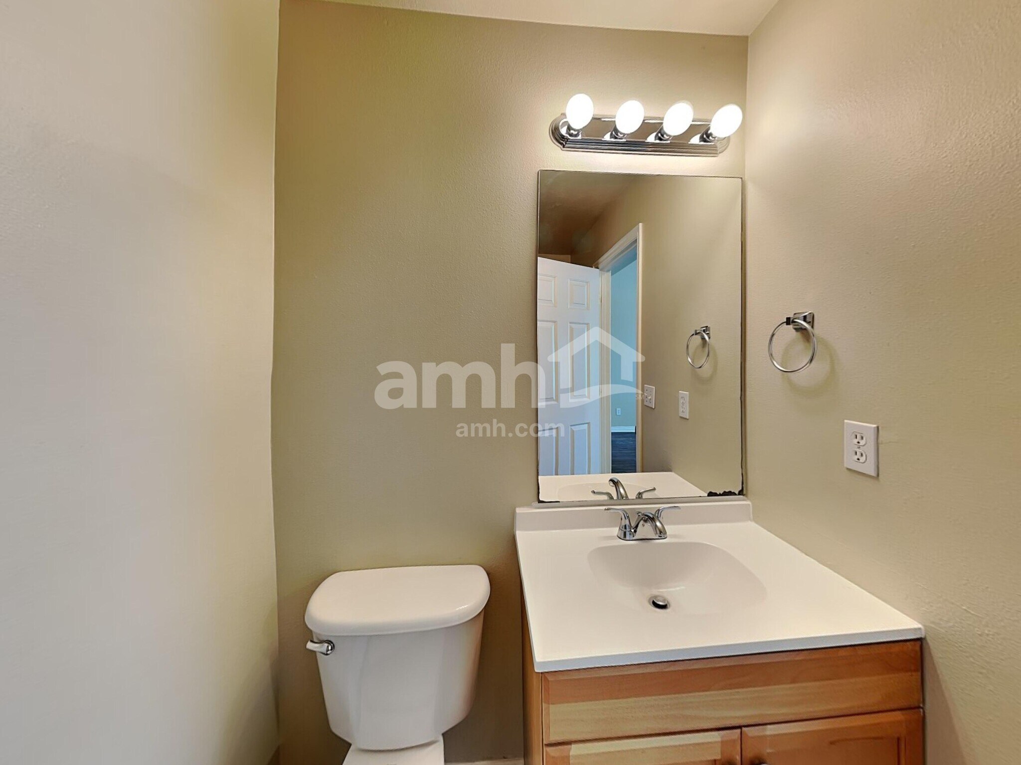 Building Photo - 4059 Lake Mountain Dr