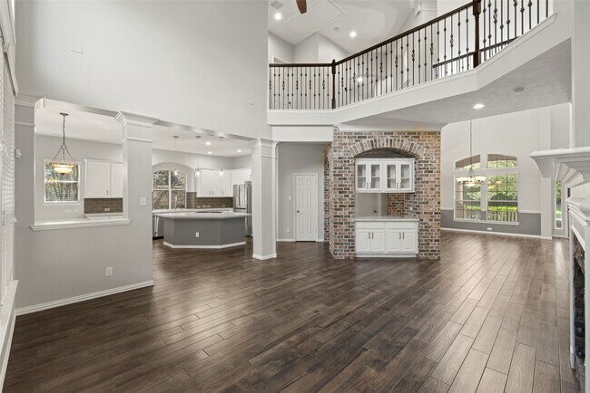 Building Photo - 118 Cezanne Woods Dr