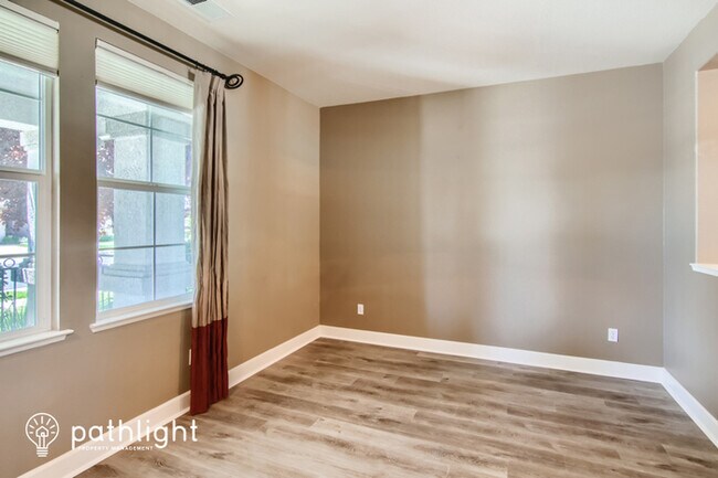 Building Photo - 6142 Big Bend Dr, Roseville, CA, 95678