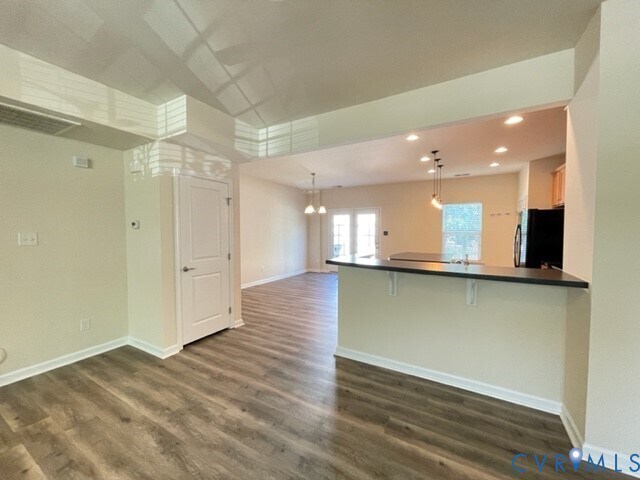 Building Photo - 8107 Creekside Village Dr