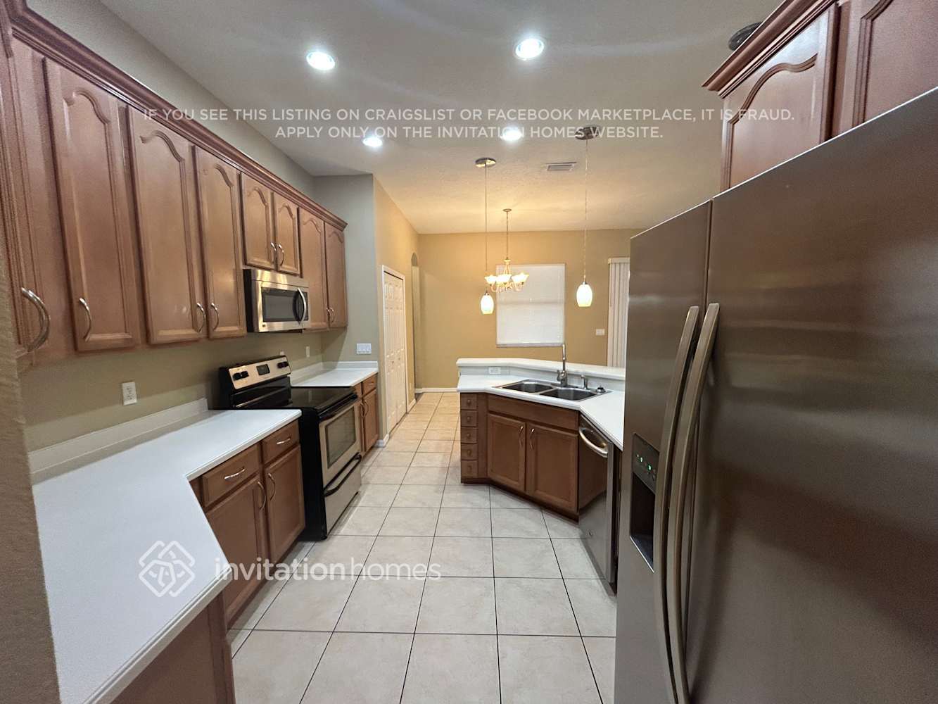 Building Photo - 1922 Raven Manor Dr