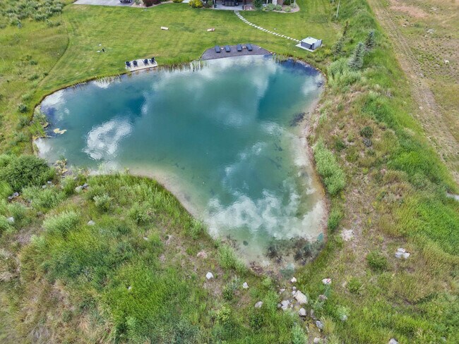 Building Photo - 4742 Heads Up Rd