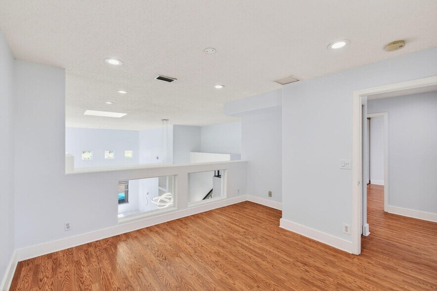 Building Photo - 7848 Travlers Tree Dr