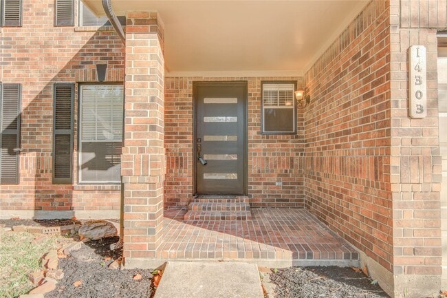 Building Photo - 14303 Providence Pine Trail