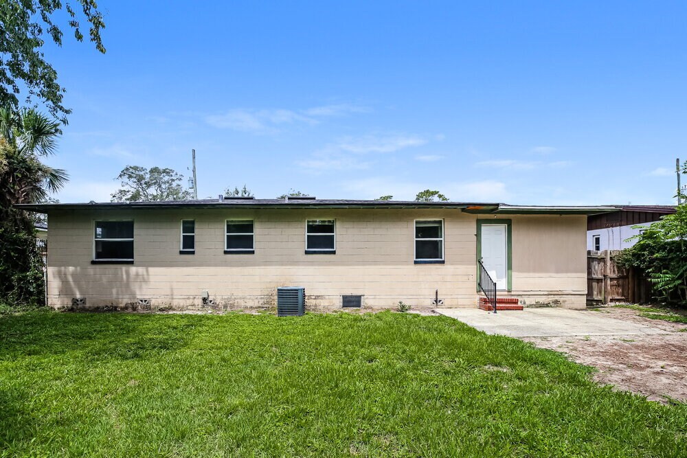 Building Photo - 2615 Ligustrum Rd