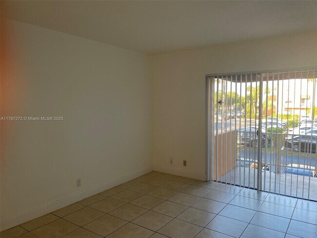 Primary Photo - 18101 NW 68th Ave