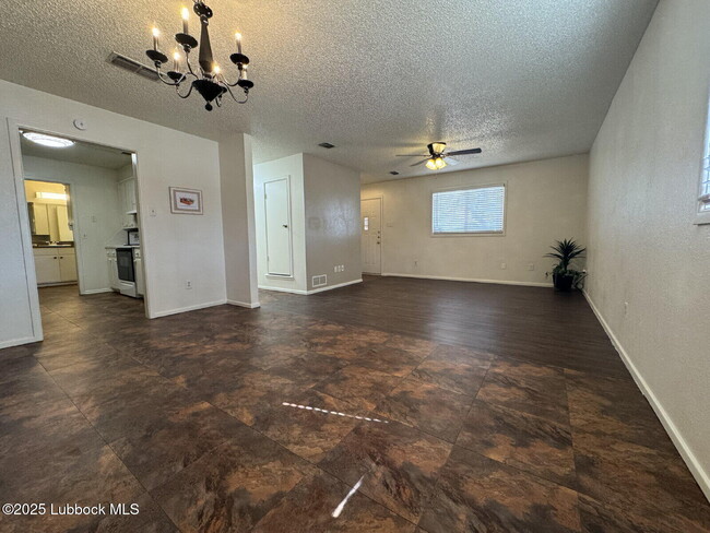 Building Photo - 1 Wagnon Dr