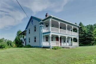 Building Photo - 157 River Rd