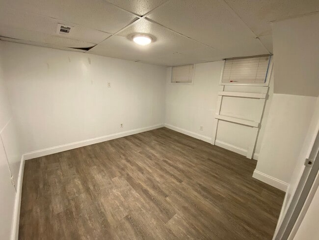 Building Photo - Central Campus OSU 7 bedroom, 4 Bathroom H...