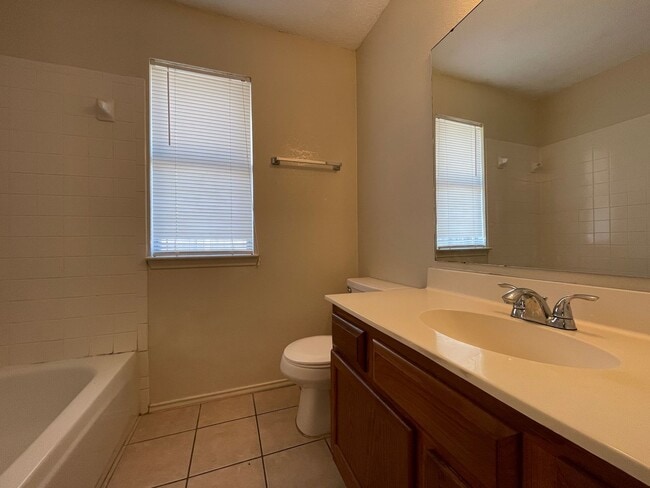 Building Photo - 4903 Morning Glen Ln