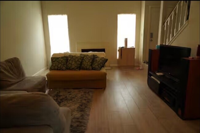 Primary Photo - 7575 Cambridge St