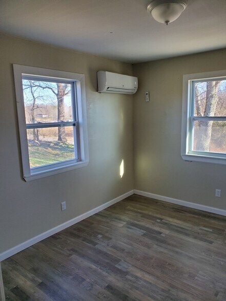 Building Photo - 718 Goodridge Rd