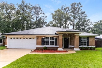 Building Photo - 14090 Crestwick Dr W