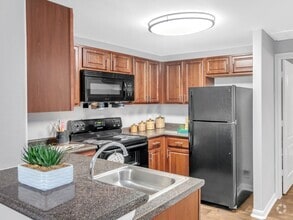 Modern Kitchen - Island Villa