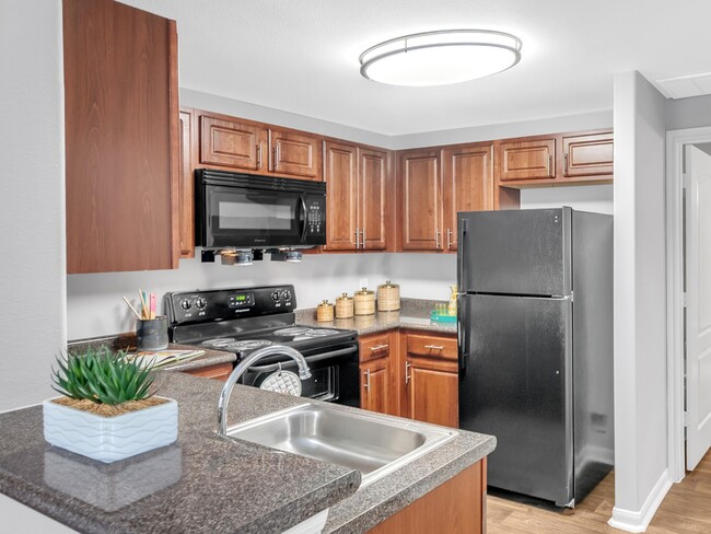 Modern Kitchen - Island Villa